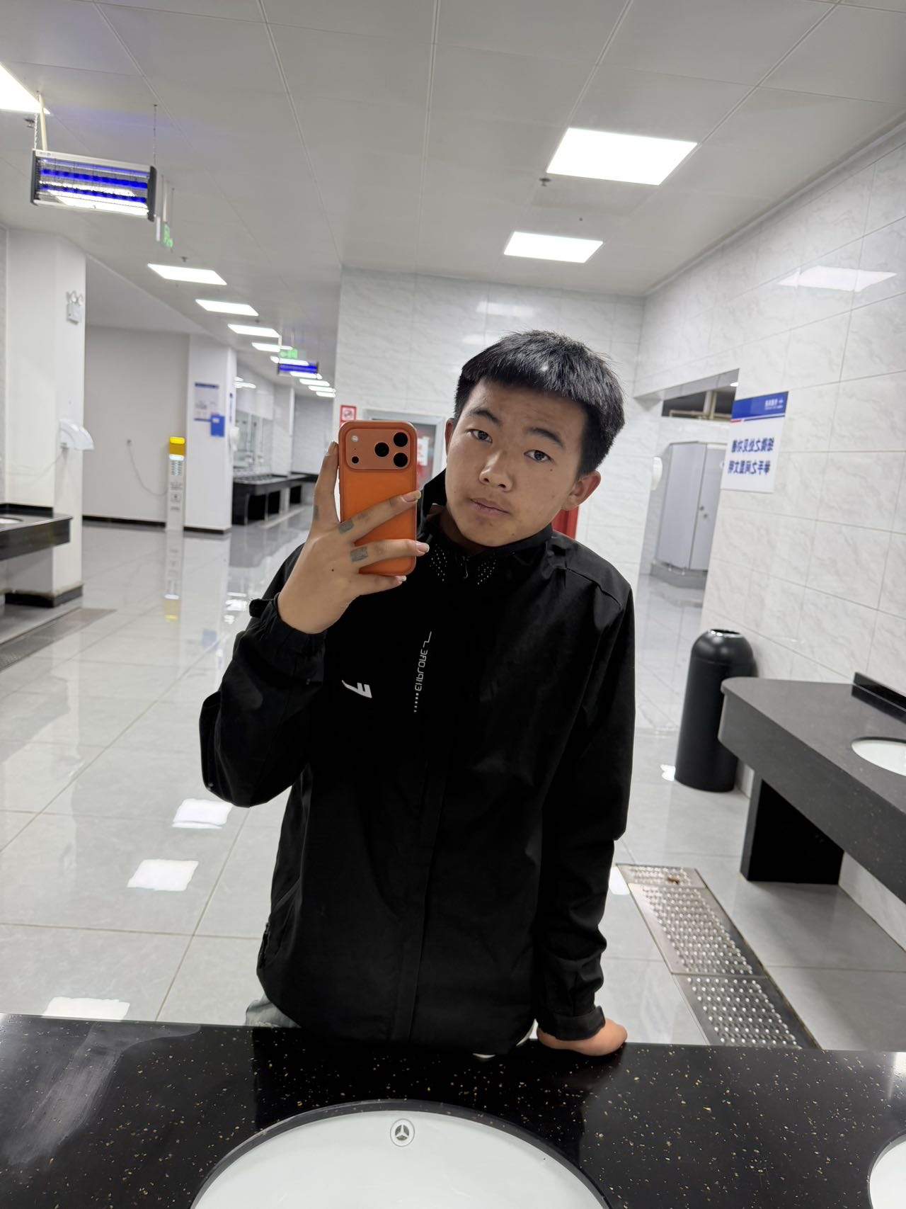 https://assets.gongji58.com/2026-08-27/45lb9pma771787838464.jpg!medium
