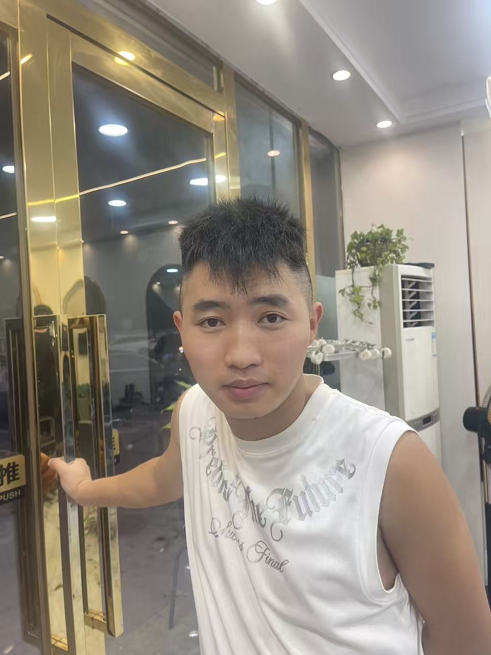 https://assets.gongji58.com/2026-09-04/2593841-4dhlhc18xg1788497916.jpg