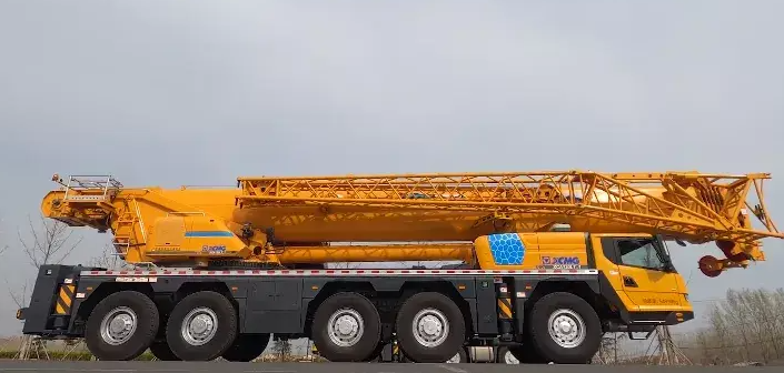 徐工XCA130L7-1汽车吊性能参数吊臂计算吊车工况表