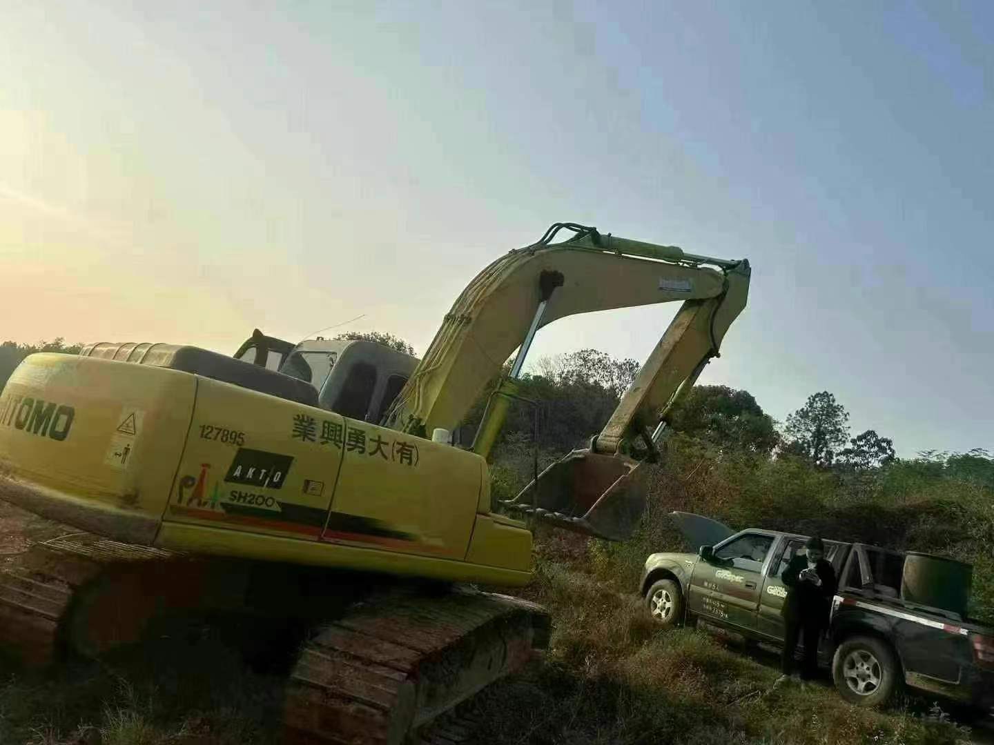 Buy Sumitomo SH200A3 Used Excavator / 2 Used Sumitomo SH200A3 Excavator 2016 Model / 2