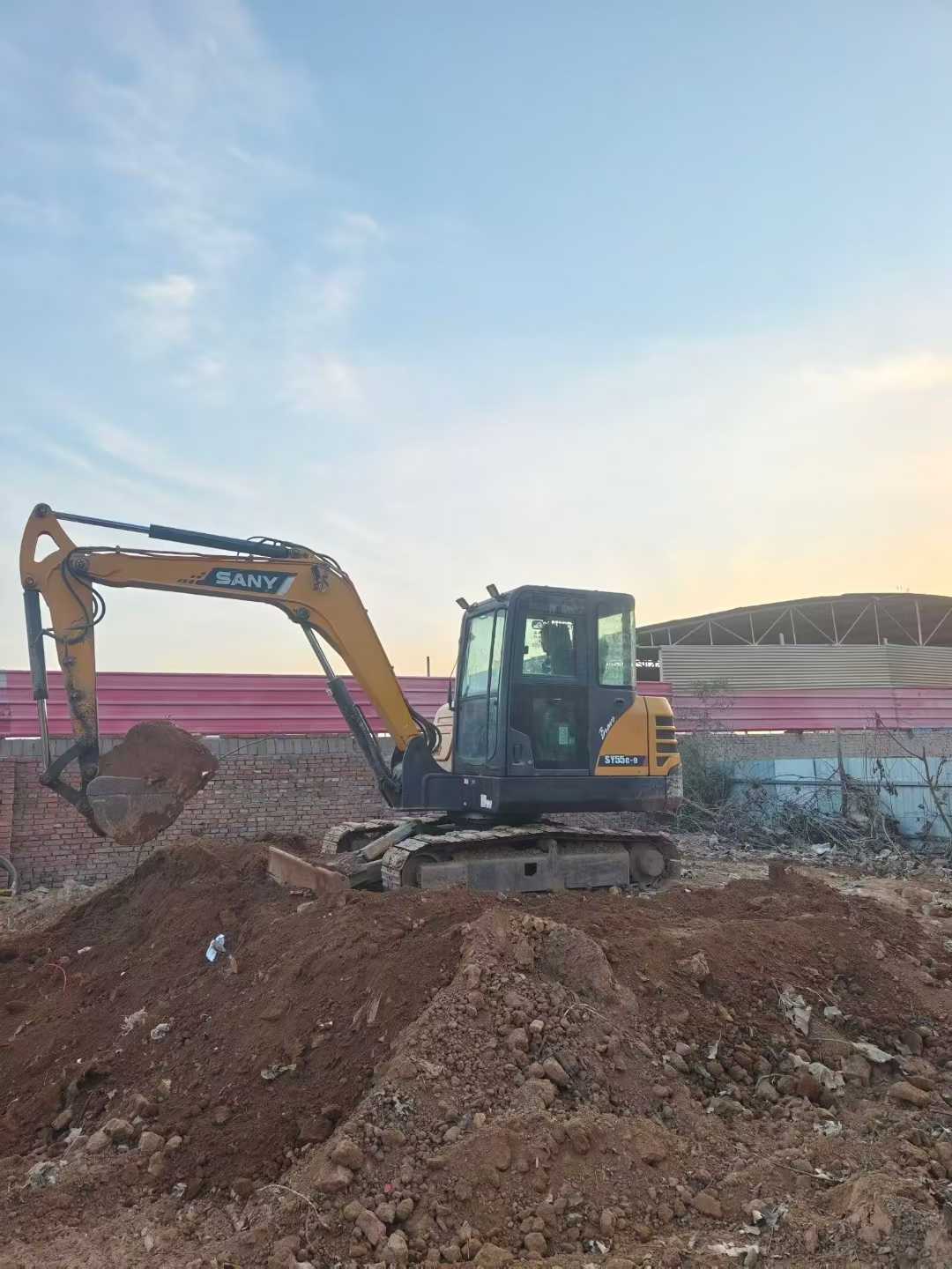 Buy Sany SY55 Used Excavator / 1