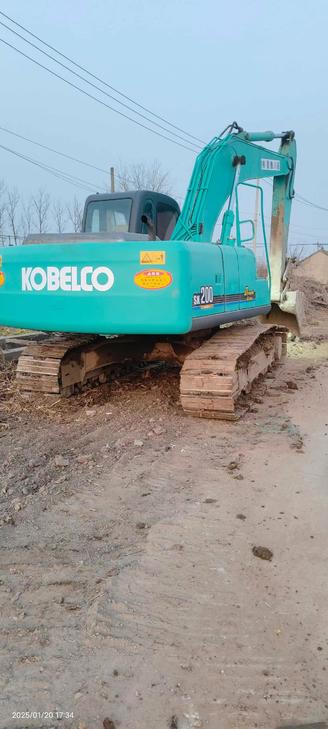 Buy Kobelco SK200-10 Used Excavator / 1