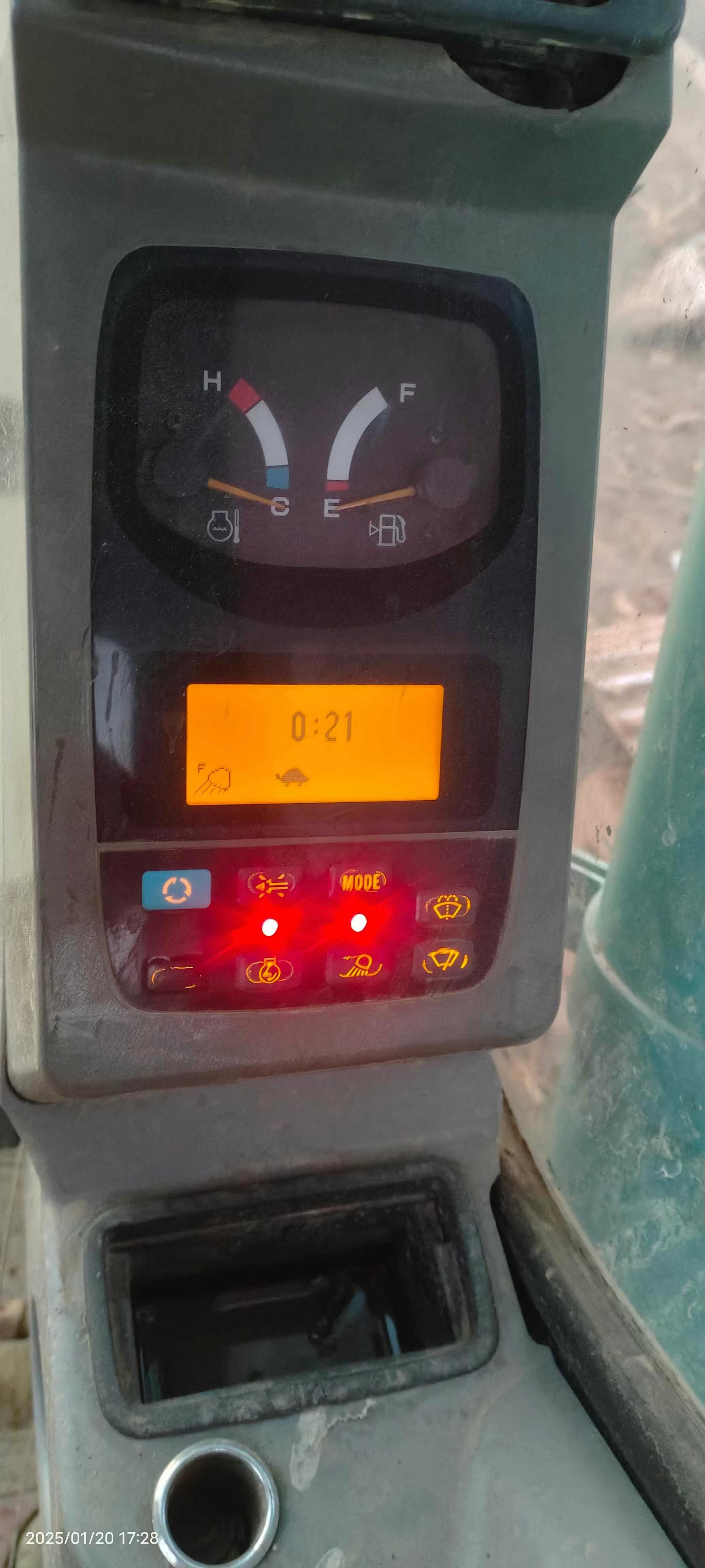 Buy Kobelco SK200-10 Used Excavator / 8 Used Kobelco SK200-10 Excavator 2016 Model / 8