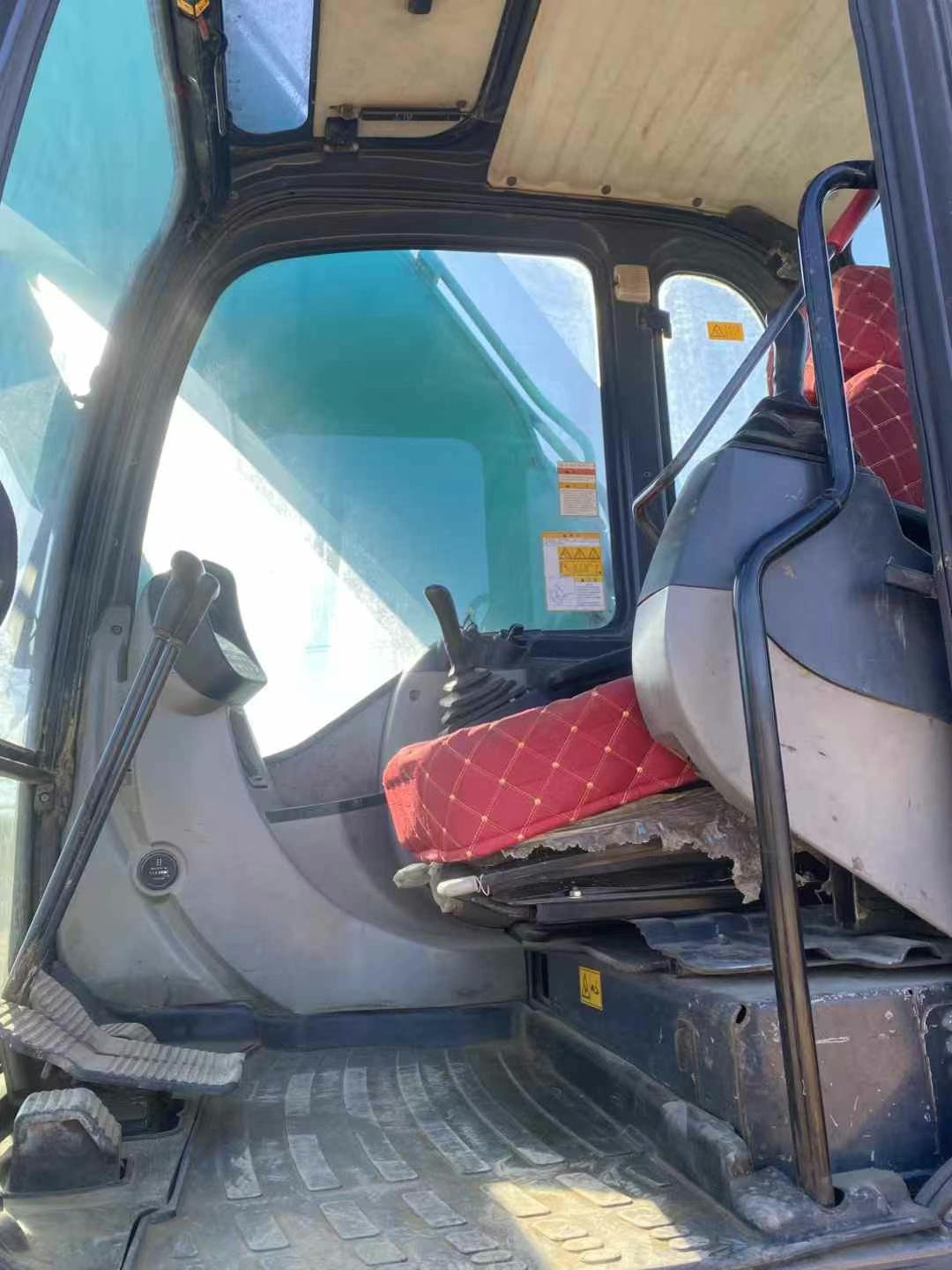 Buy Kobelco SK200 Used Excavator / 5 Used Kobelco SK200 Excavator 2016 Model / 5