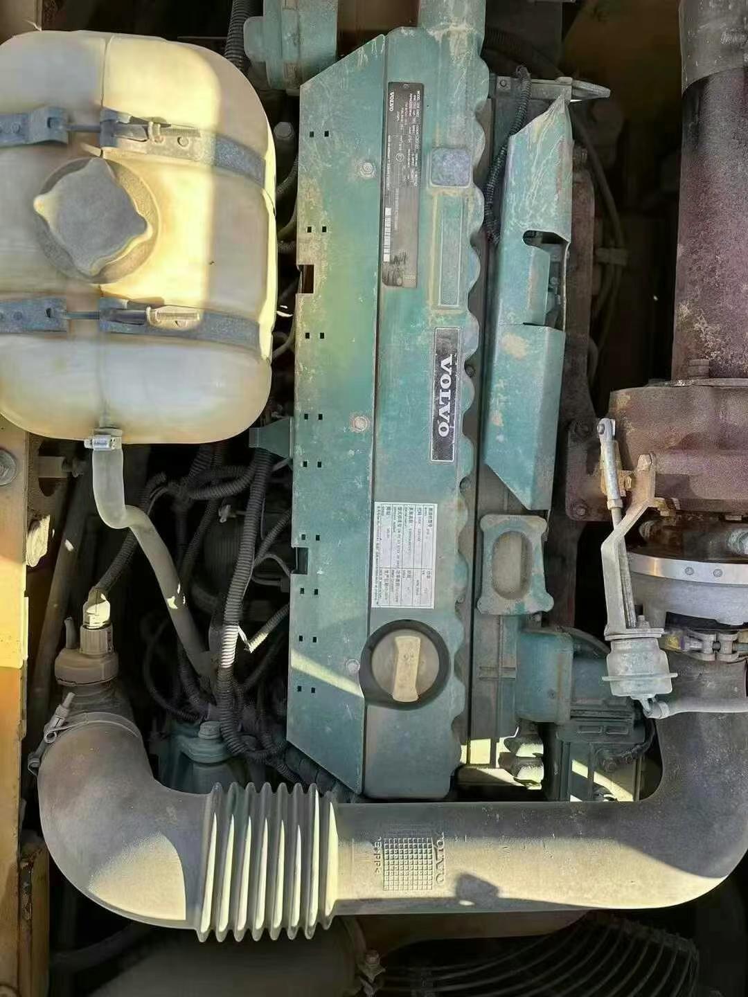 Buy Volvo EW210C Used Excavator / 4 Used Volvo EW210C Excavator 2016 Model / 4