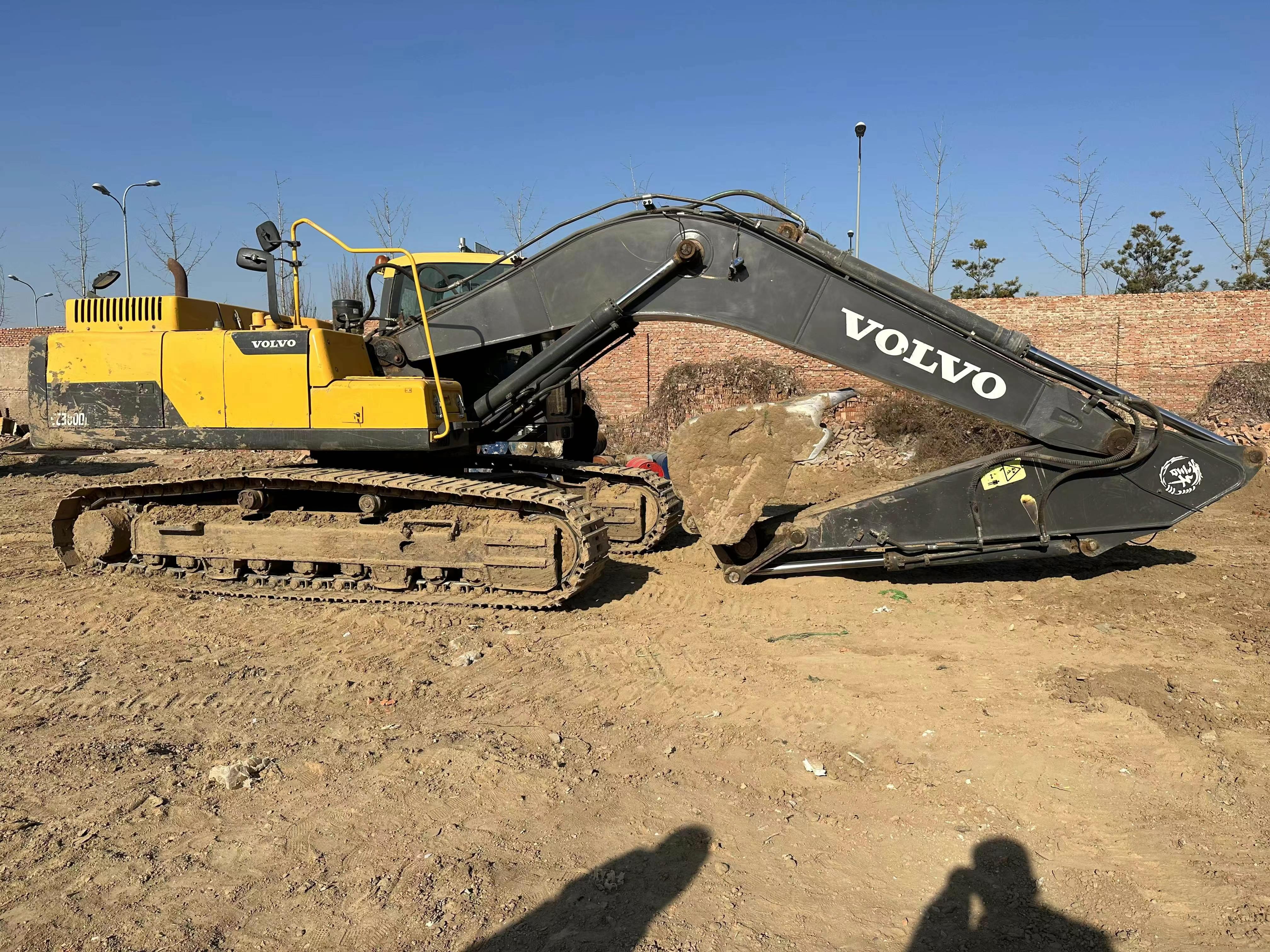 Buy Volvo EC300D Used Excavator / 1