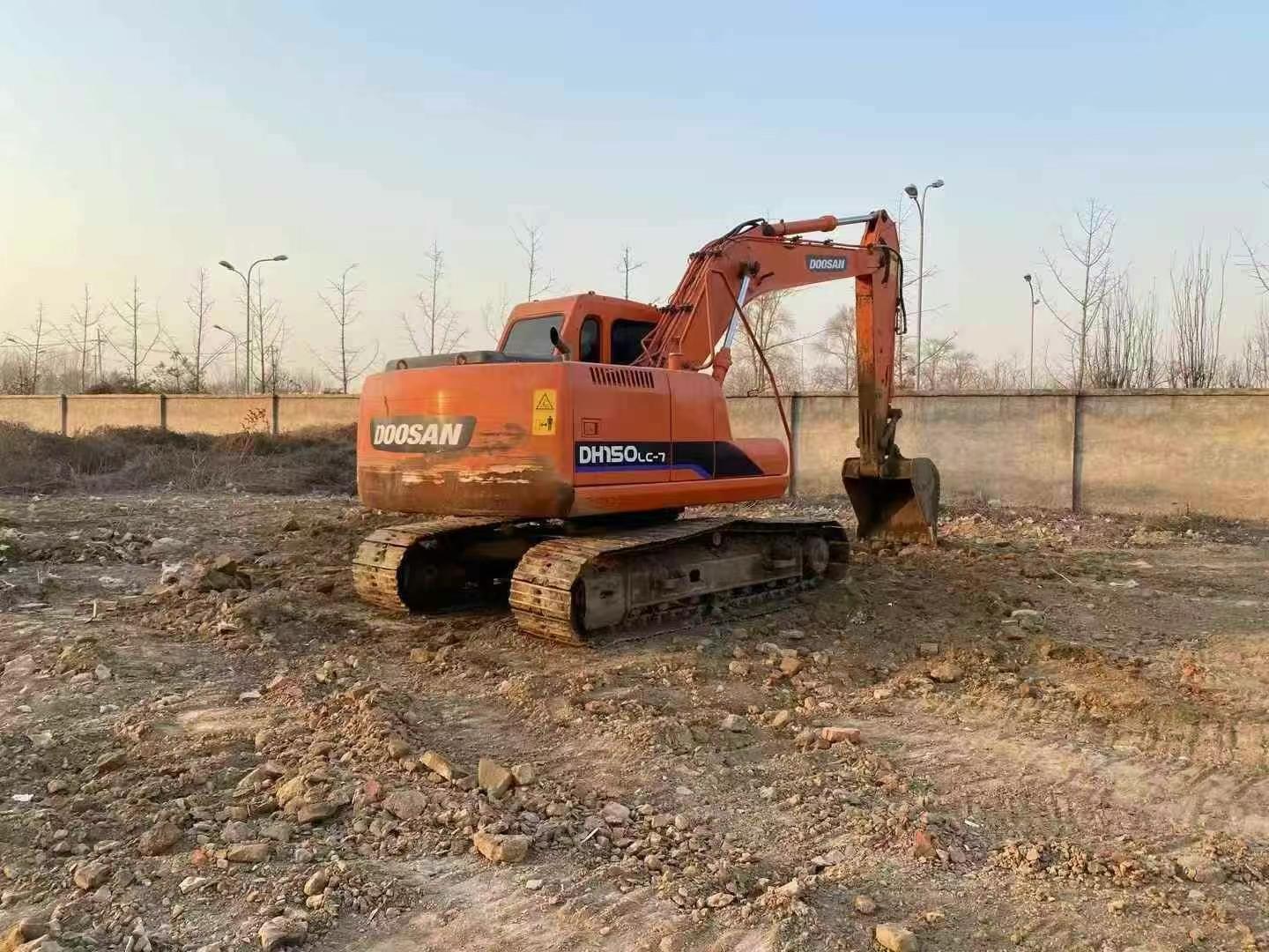 Buy Doosan DH150-7 Used Excavator / 6 Used Doosan DH150-7 Excavator 2016 Model / 6