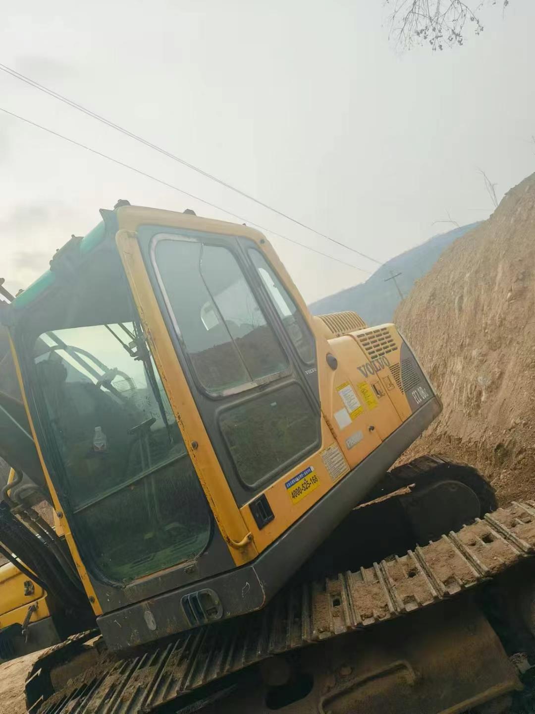 Buy Volvo EW210C Used Excavator / 3 Used Volvo EW210C Excavator 2016 Model / 3