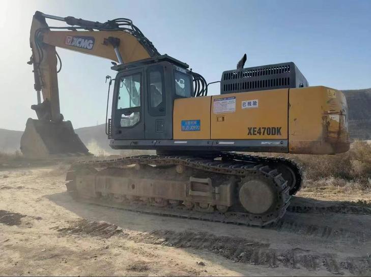 Buy XCMG XE470D Used Excavator / 1