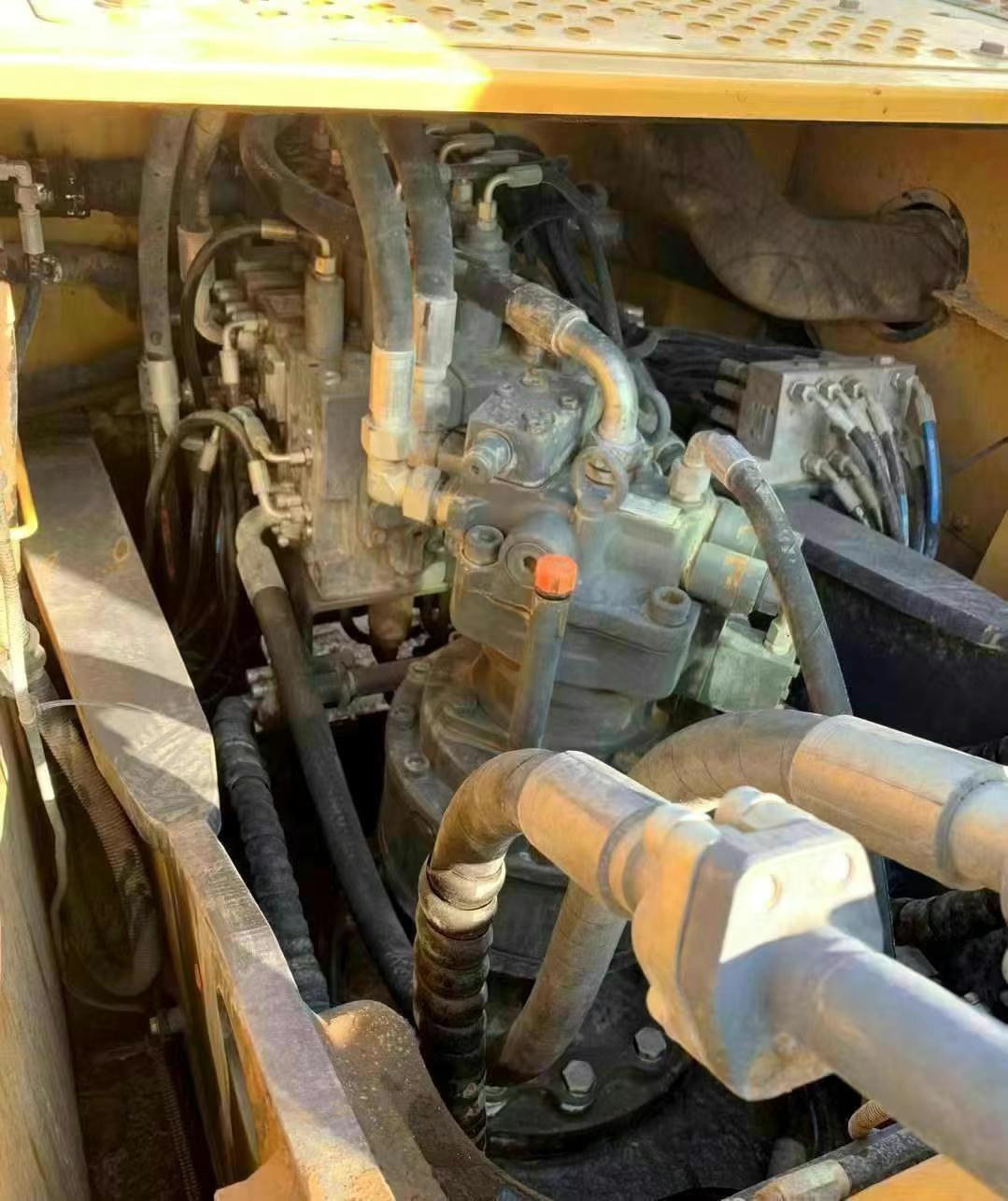 Buy XCMG LW200 Used Excavator / 7 Used XCMG LW200 Excavator 2018 Model / 7