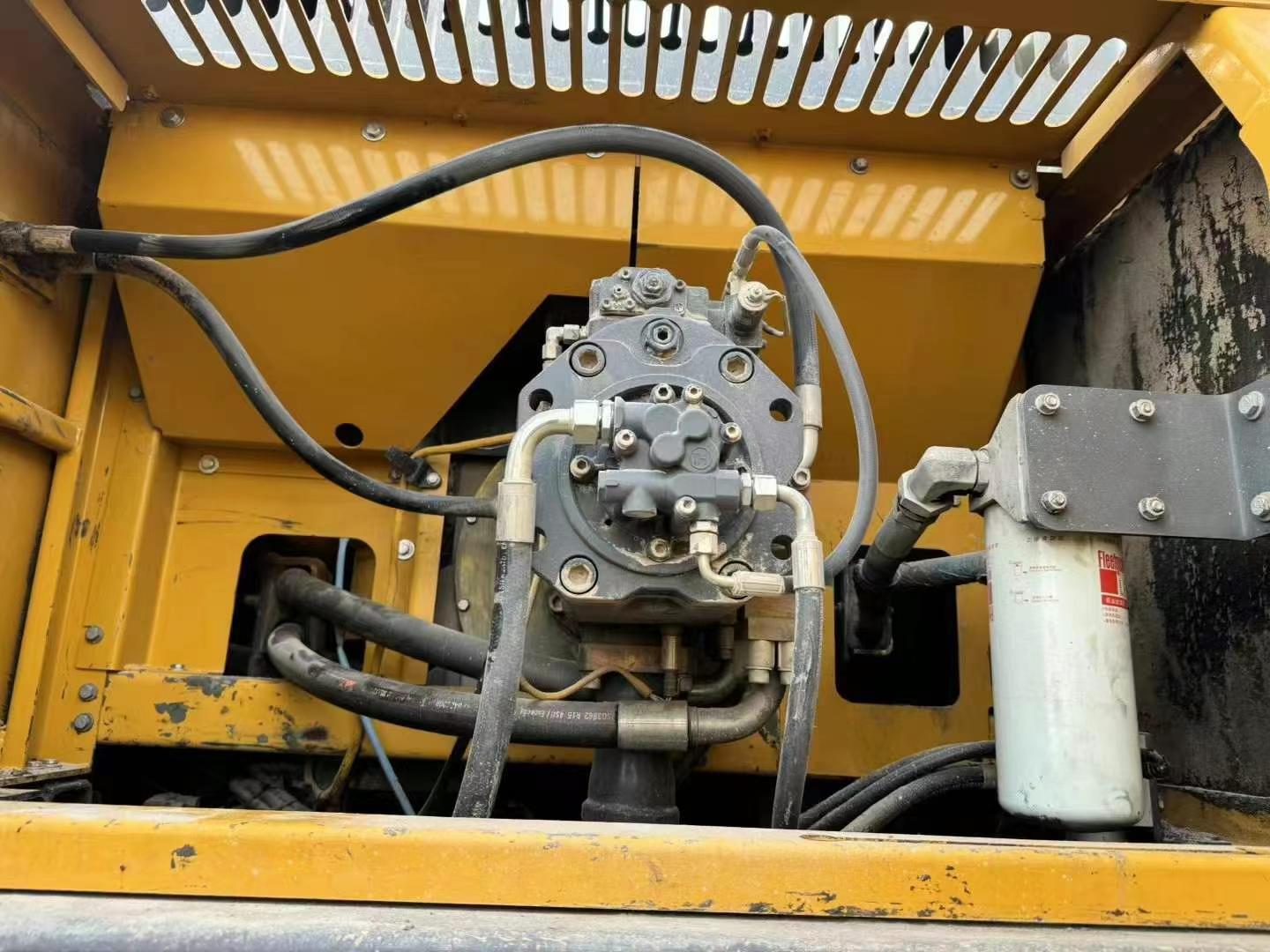 Buy XCMG XE470D Used Excavator / 8 Used XCMG XE470D Excavator 2018 Model / 8