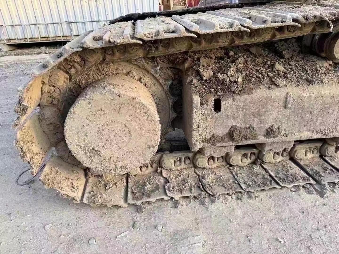 Buy Hyundai R215-7 Used Excavator / 7 Used Hyundai R215-7 Excavator 2011 Model / 7