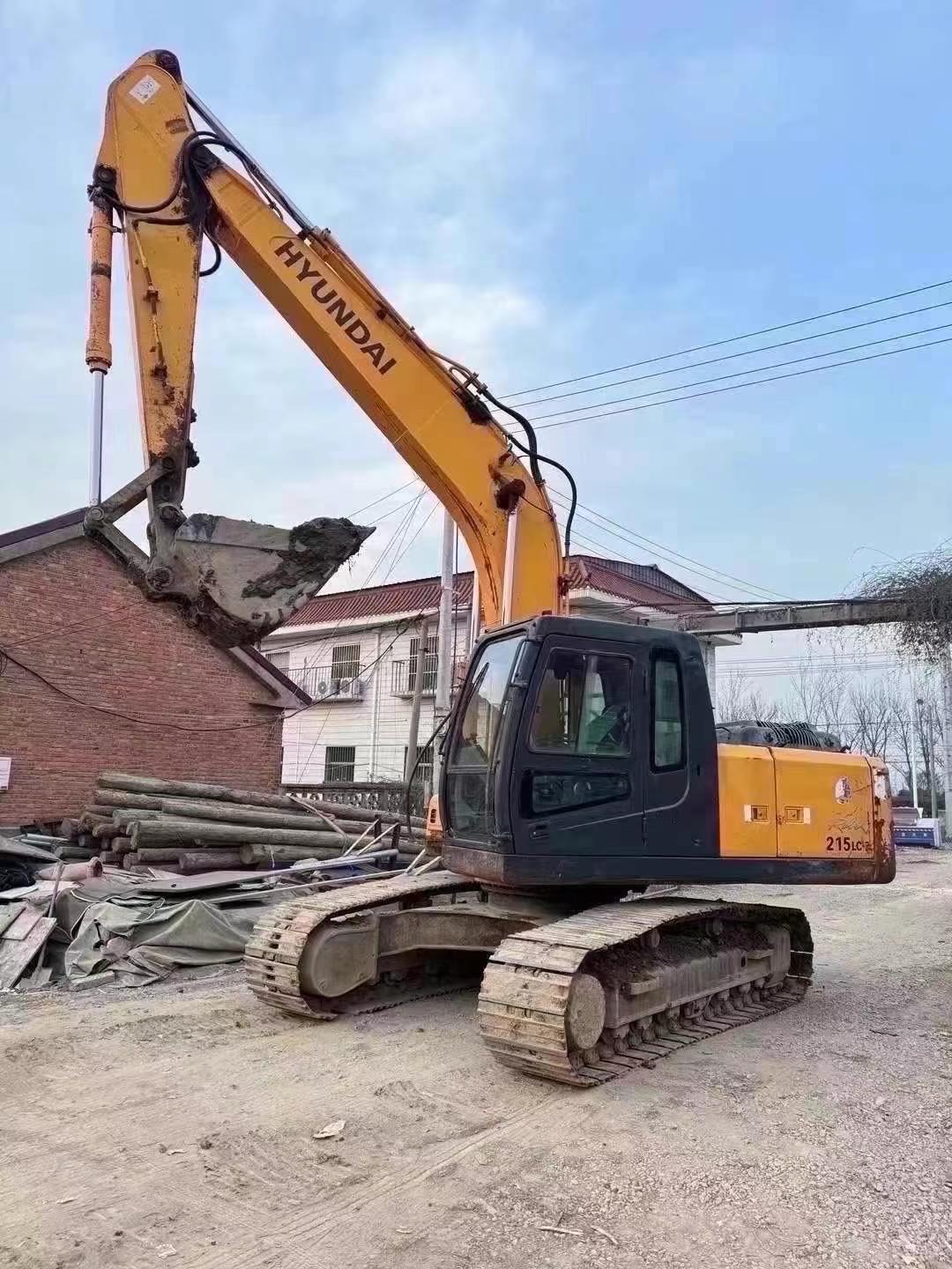 Buy Hyundai R215-7 Used Excavator / 1
