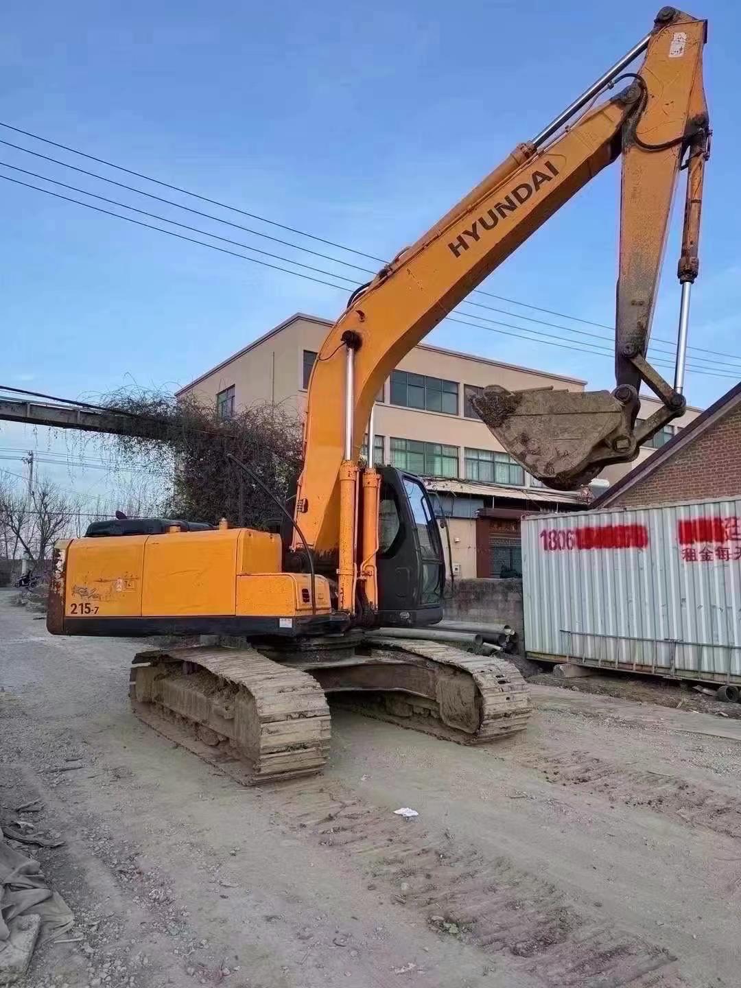 Buy Hyundai R215-7 Used Excavator / 2 Used Hyundai R215-7 Excavator 2011 Model / 2