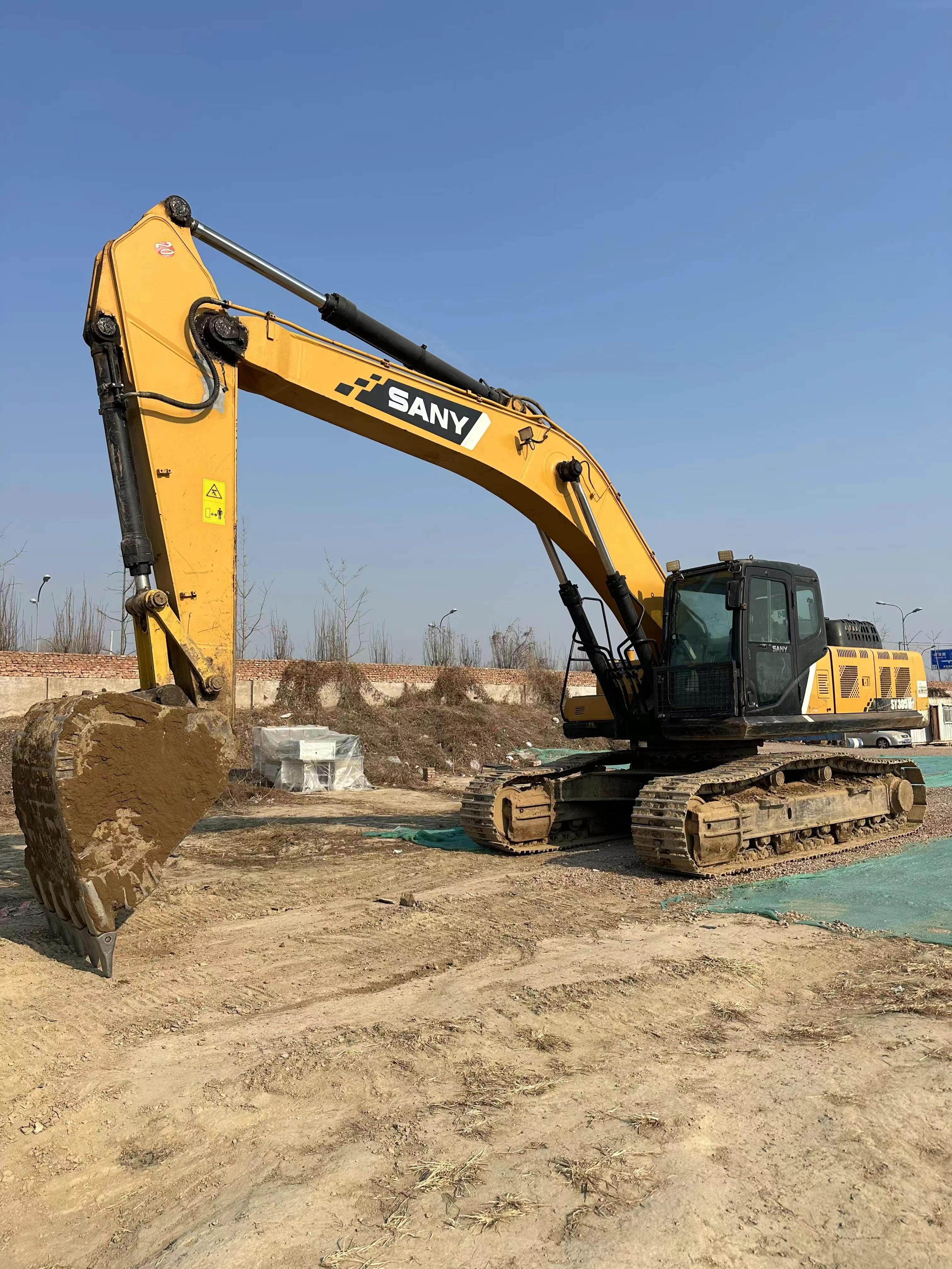 Buy Sany SY305H Used Excavator / 3 Used Sany SY305H Excavator 2016 Model / 3