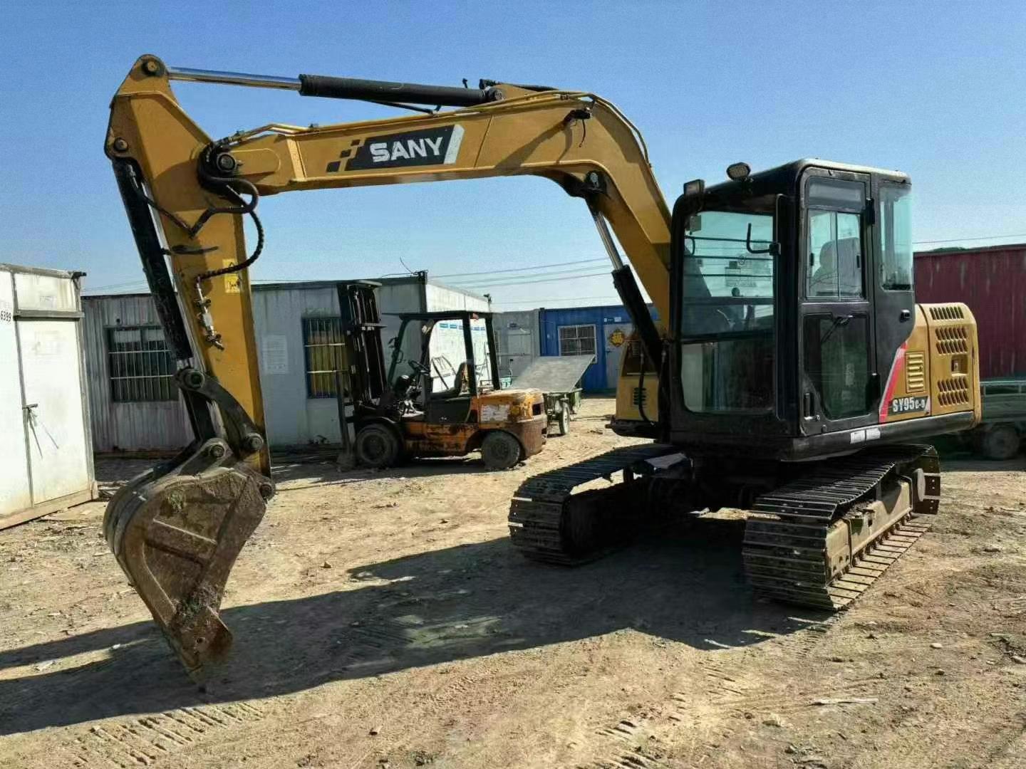 Buy Sany SY75 Used Excavator / 1