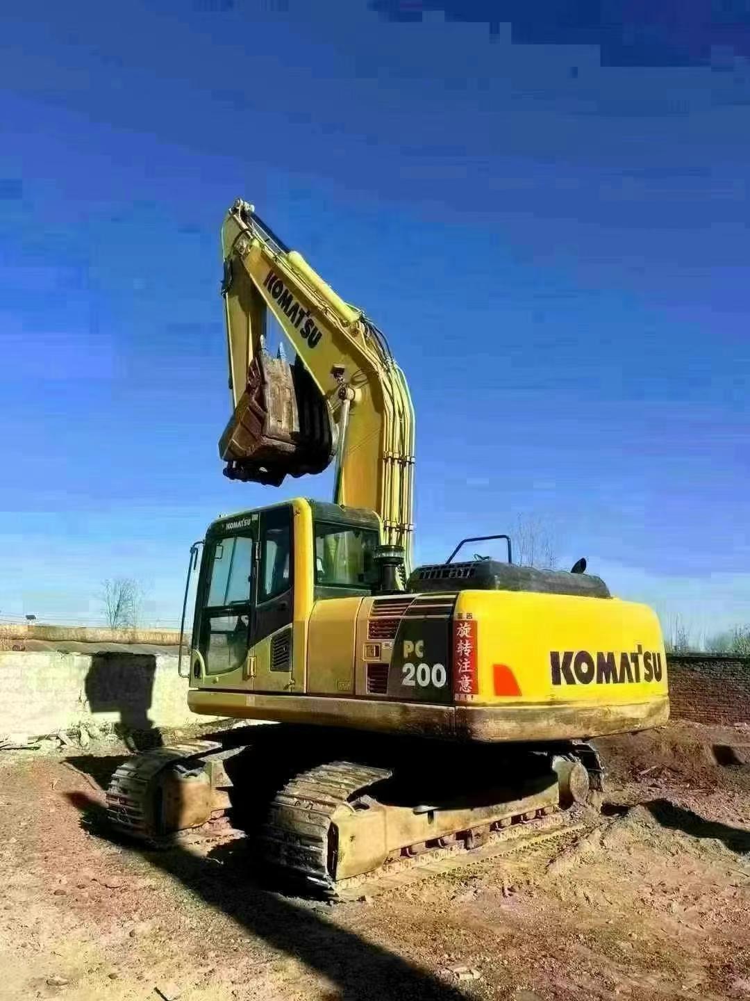 Buy Komatsu PC200LC Used Excavator / 2 Used Komatsu PC200LC Excavator 2016 Model / 2