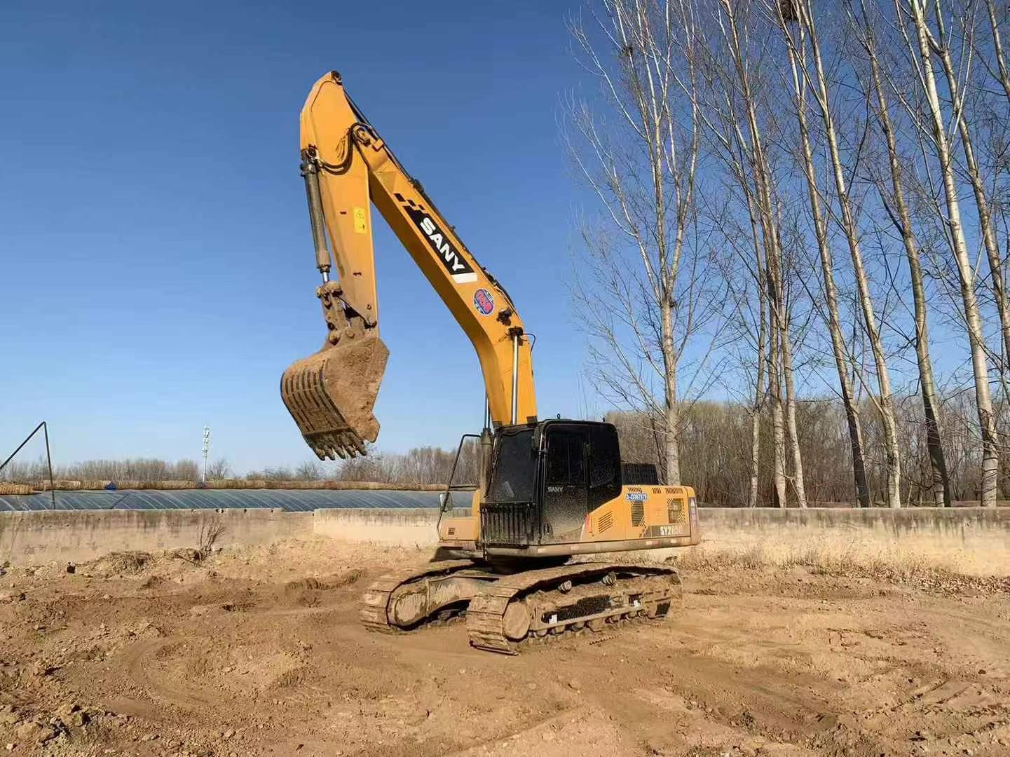Buy Sany SY205C Used Excavator / 1