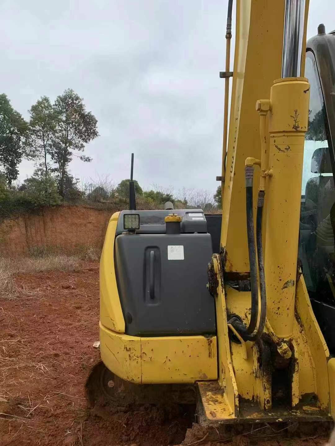 Buy Sumitomo SH80-6 Used Excavator / 4 Used Sumitomo SH80-6 Excavator 2016 Model / 4