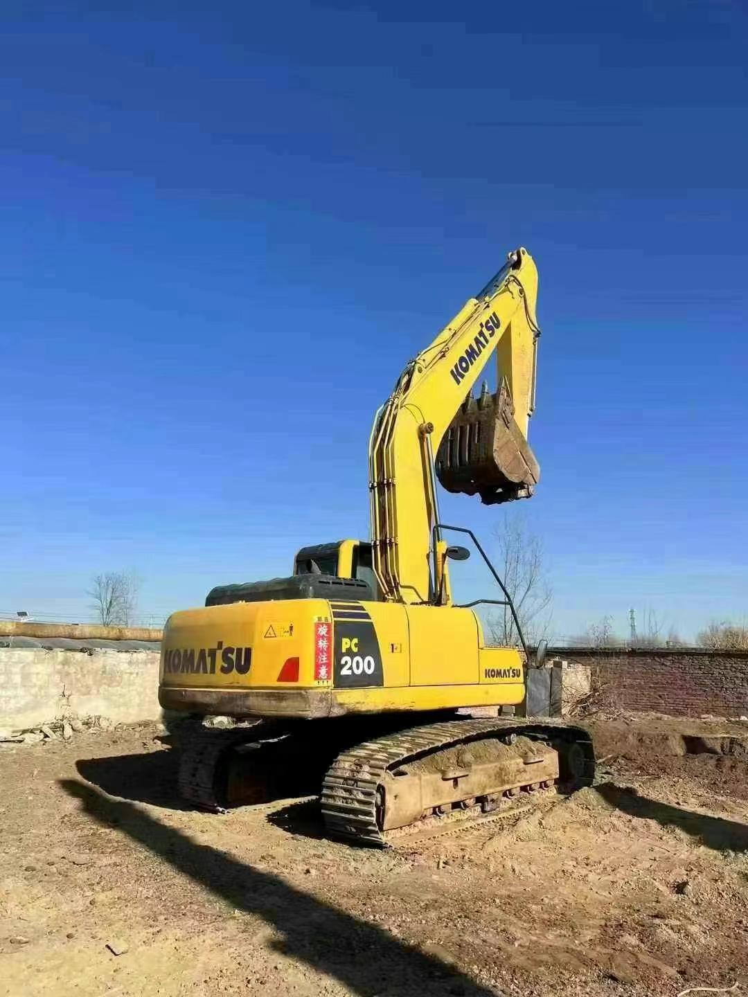Buy Komatsu PC200LC Used Excavator / 4 Used Komatsu PC200LC Excavator 2016 Model / 4