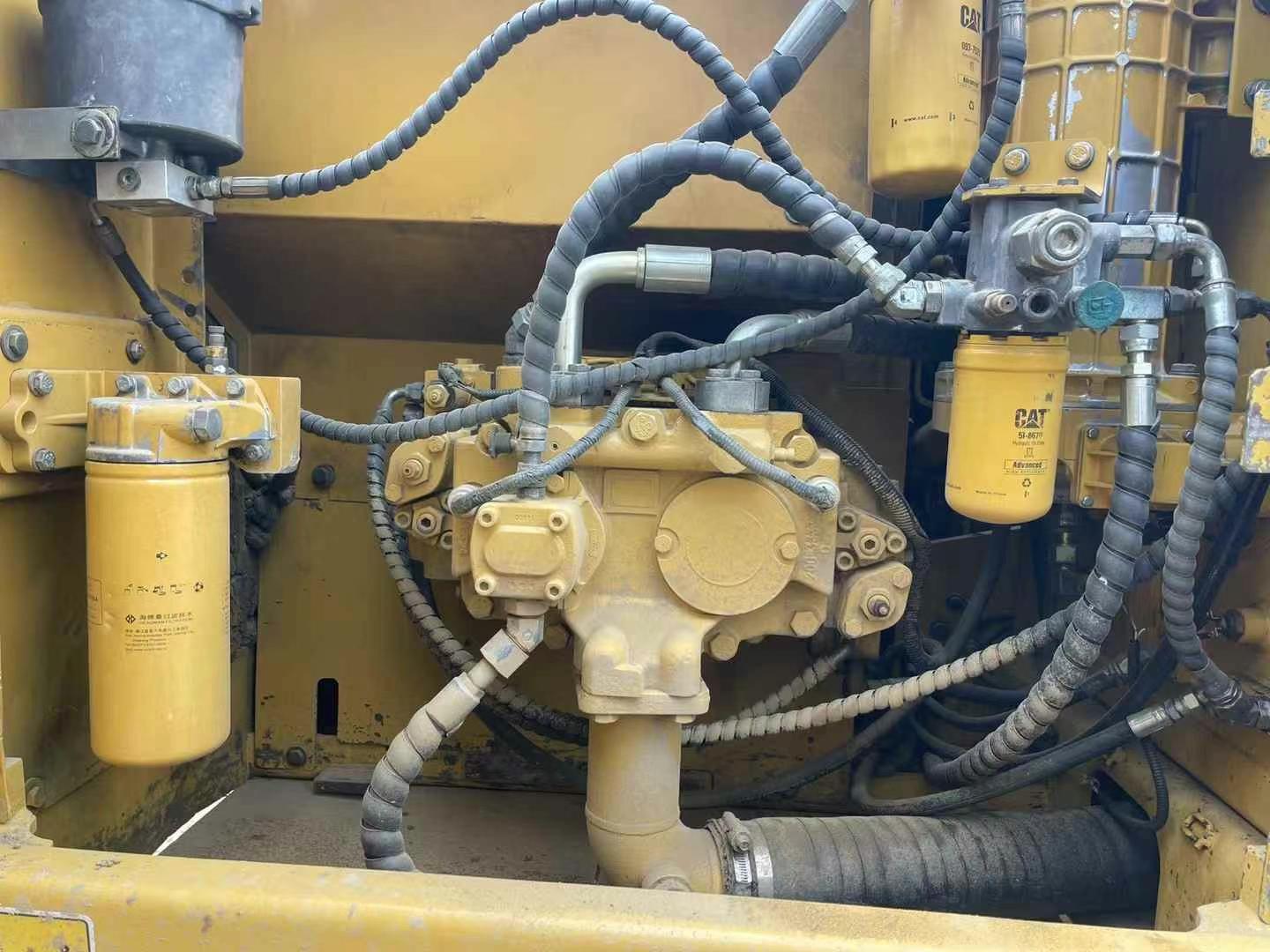 Buy Caterpillar 323D2L Used Excavator / 6 Used Caterpillar 323D2L Excavator 2016 Model / 6