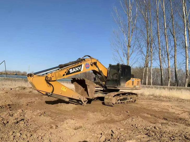 Buy Sany SY205C Used Excavator / 1