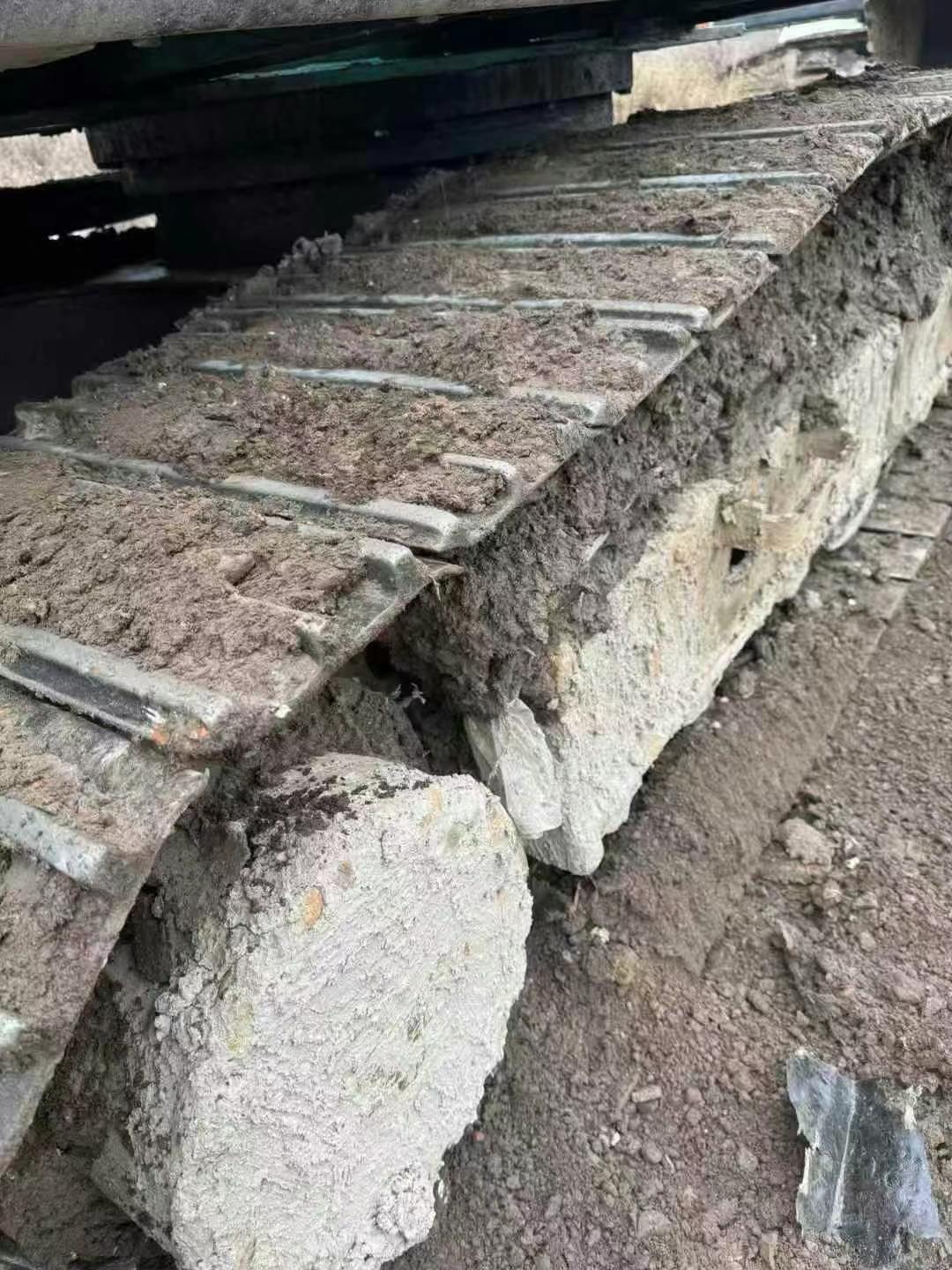 Buy Kobelco SK200 Used Excavator / 7 Used Kobelco SK200 Excavator 2016 Model / 7