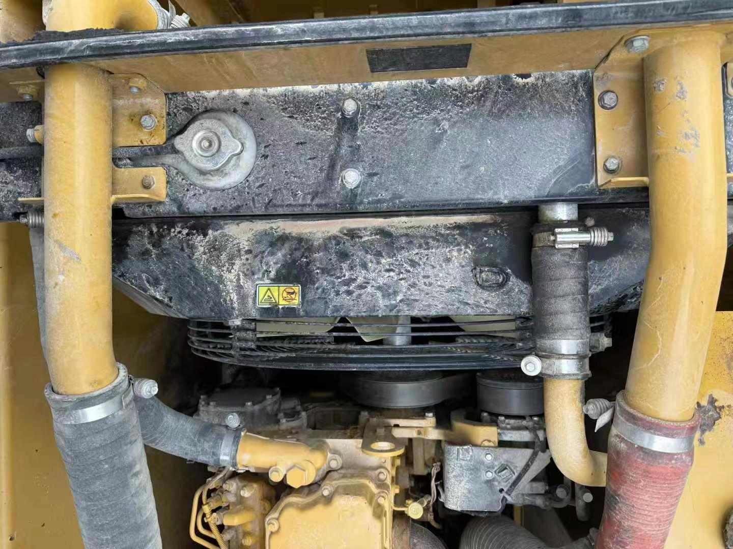 Buy Caterpillar 323 Used Excavator / 5 Used Caterpillar 323 Excavator 2018 Model / 5