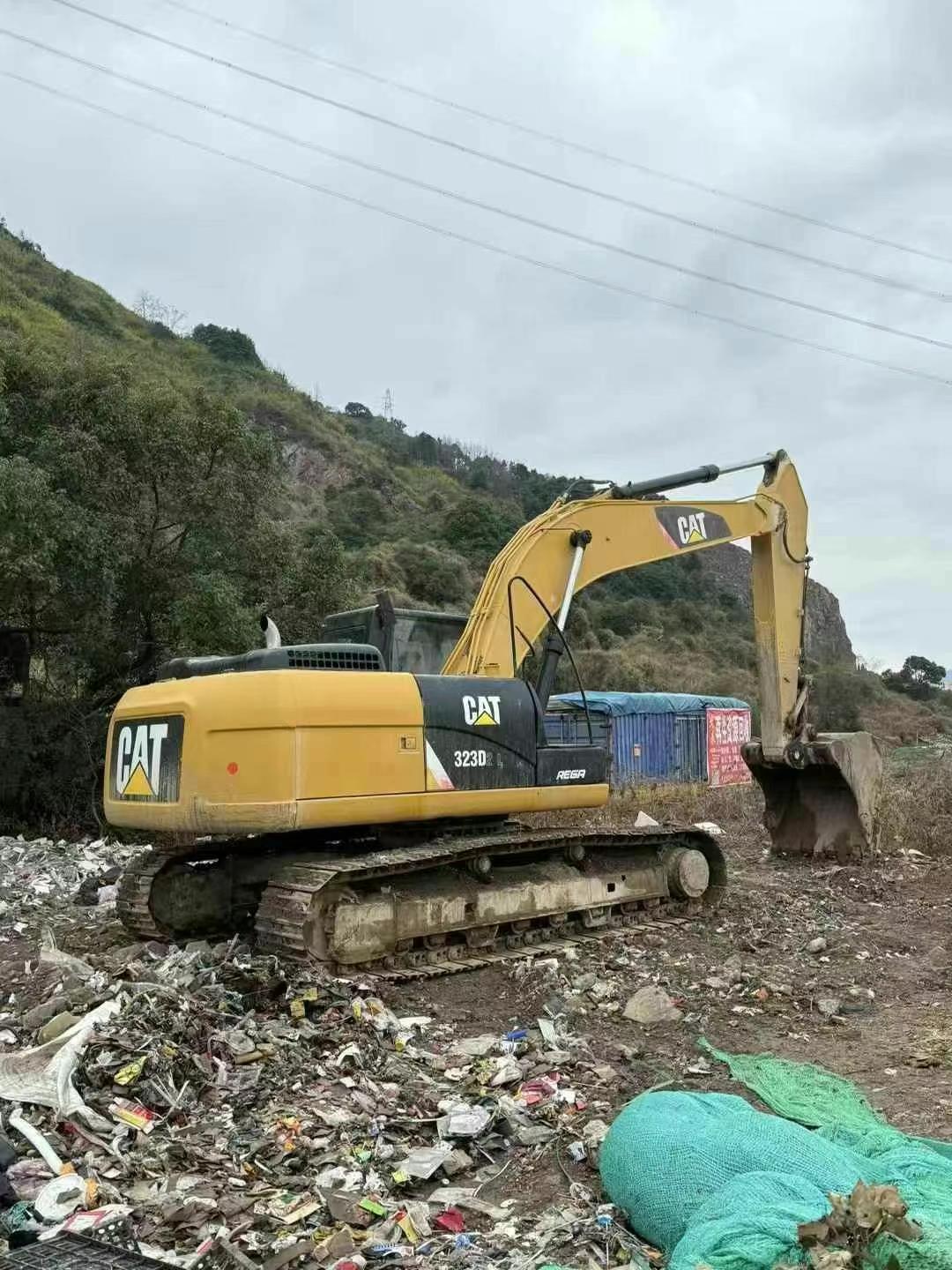 Buy Caterpillar 323 Used Excavator / 4 Used Caterpillar 323 Excavator 2018 Model / 4