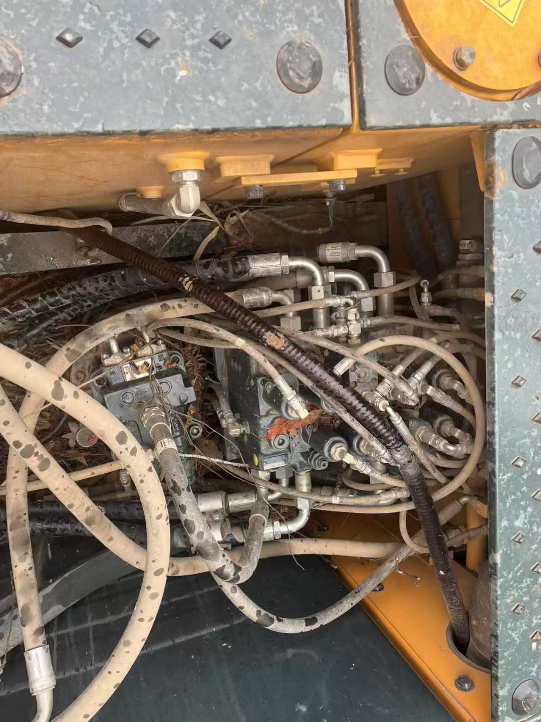 Buy Hyundai 130LVS Used Excavator / 2 Used Hyundai 130LVS Excavator 2020 Model / 2