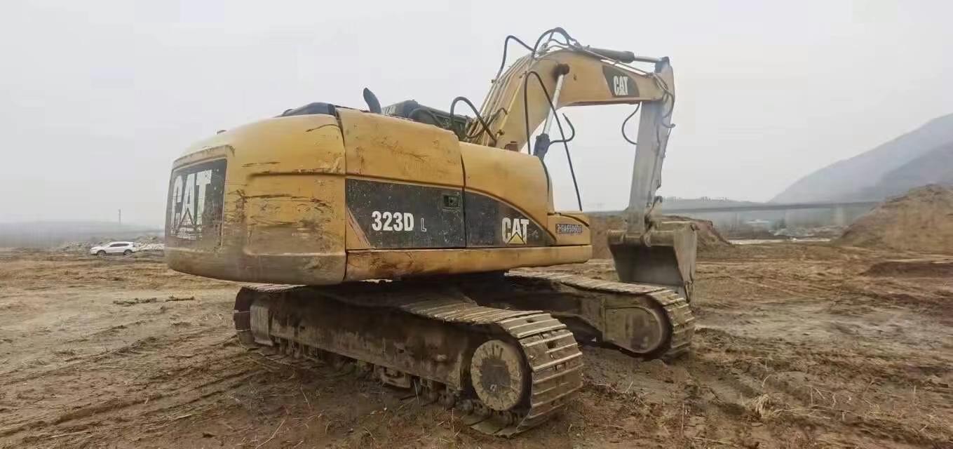 Buy Caterpillar 323 Used Excavator / 7 Used Caterpillar 323 Excavator 2011 Model / 7