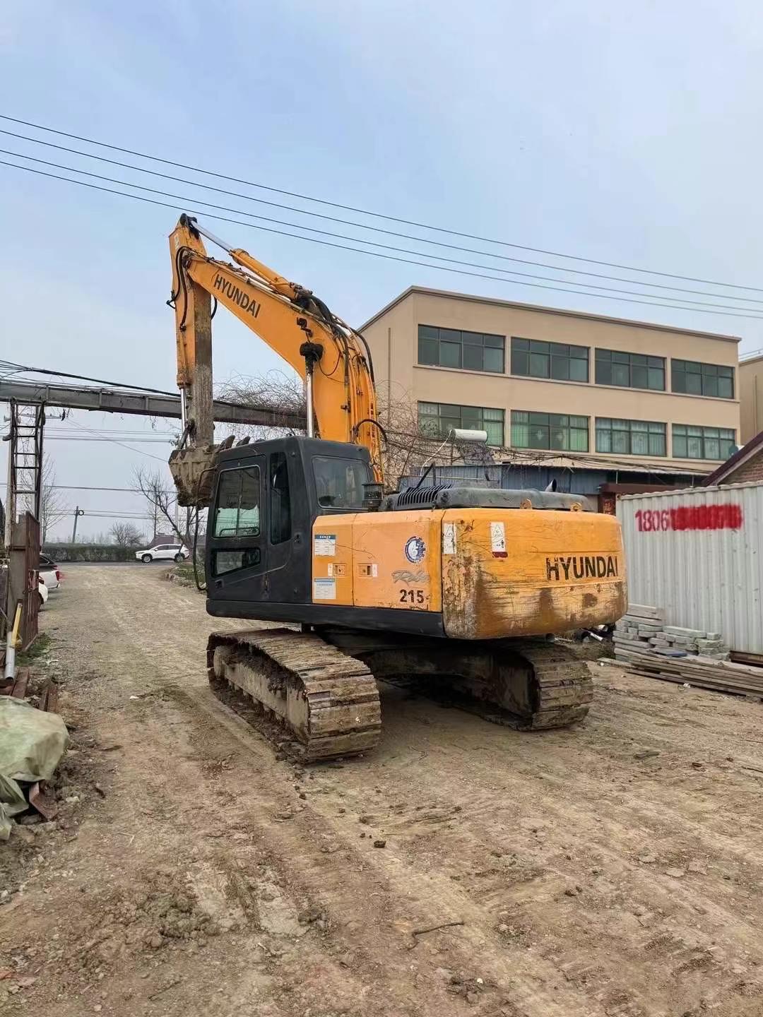 Buy Hyundai R215-7 Used Excavator / 1