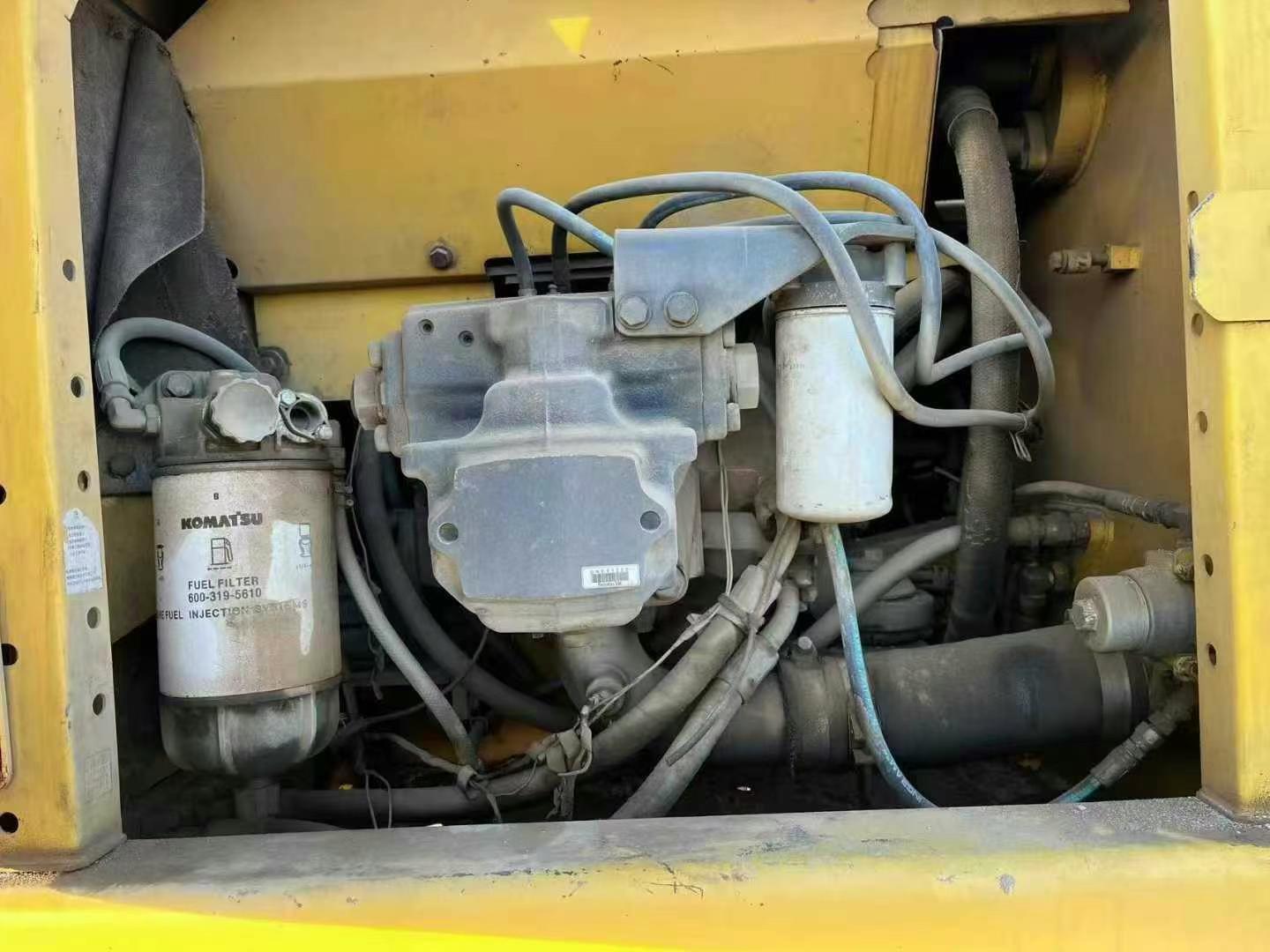 Buy Komatsu PC200 Used Excavator / 4 Used Komatsu PC200 Excavator 2016 Model / 4