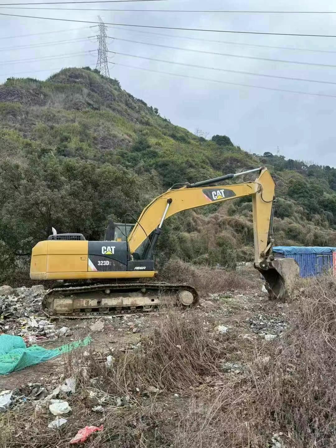 Buy Caterpillar 323 Used Excavator / 4 Used Caterpillar 323 Excavator 2018 Model / 4