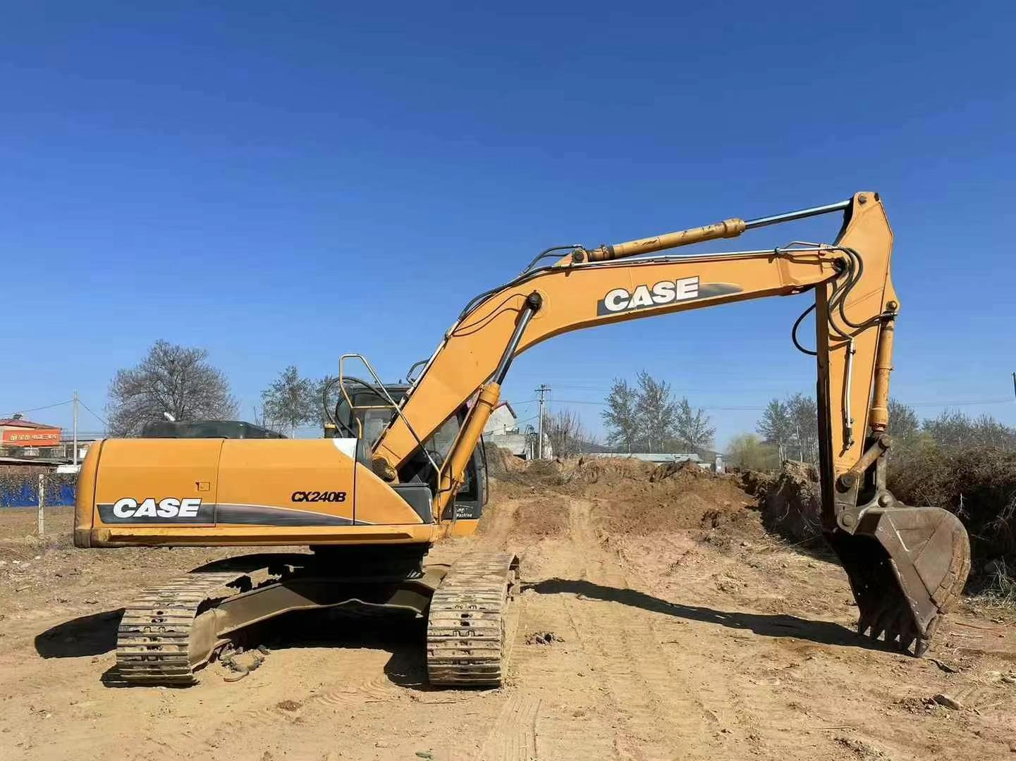 Buy Case WX240 Used Excavator / 2 Used Case WX240 Excavator 2016 Model / 2