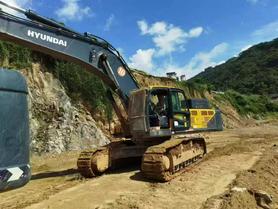 Buy Hyundai R505LVS Used Excavator / 4 Used Hyundai R505LVS Excavator 2020 Model / 4