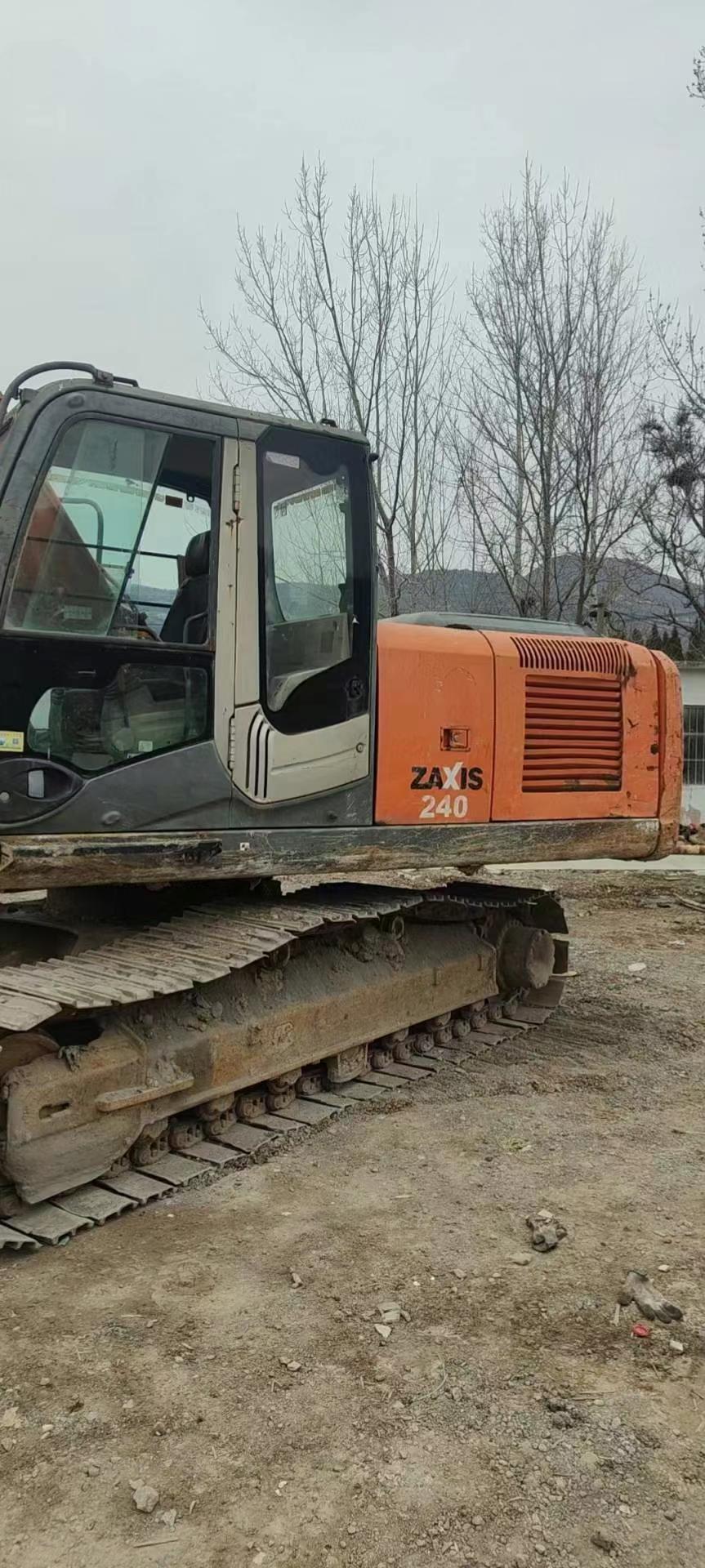 Buy Hitachi ZAXIS200 Used Excavator / 9 Used Hitachi ZAXIS200 Excavator 2016 Model / 9