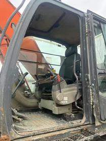 Buy Hitachi ZAXIS200 Used Excavator / 8 Used Hitachi ZAXIS200 Excavator 2016 Model / 8