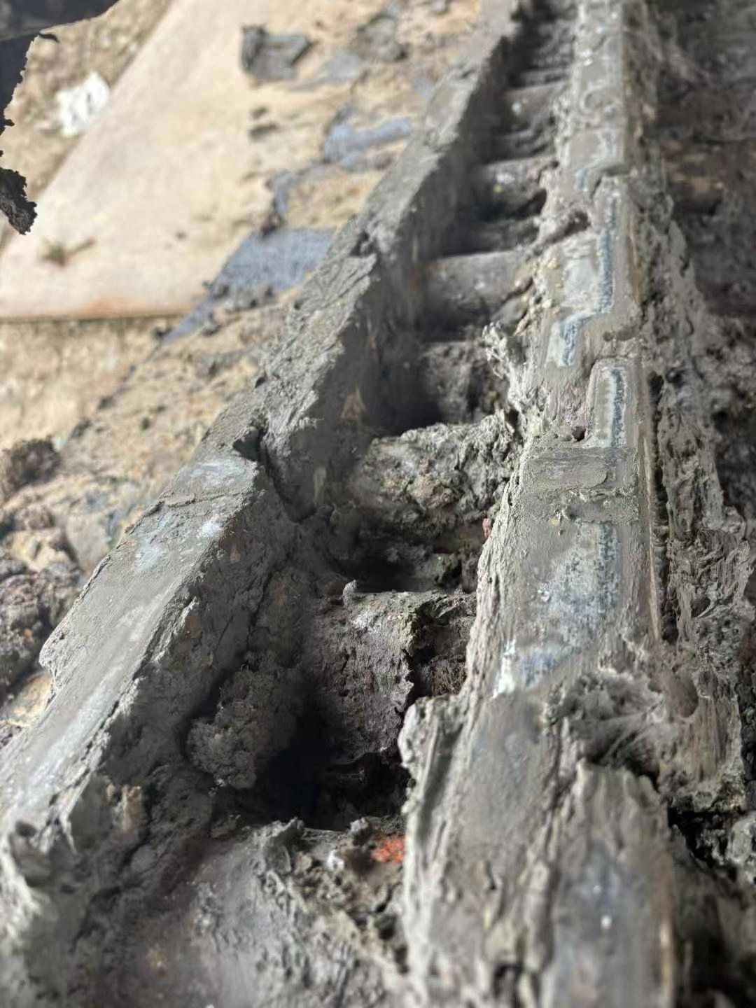 Buy Kobelco SK210 Used Excavator / 8 Used Kobelco SK210 Excavator 2011 Model / 8