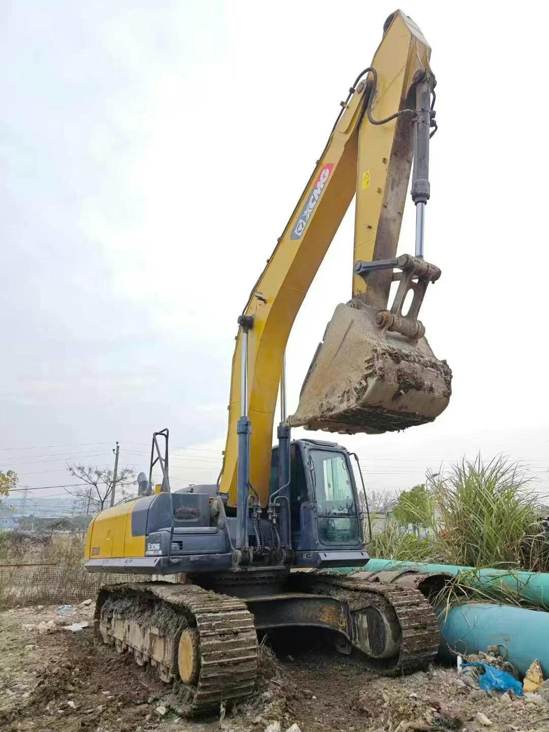 Buy XCMG XE370 Used Excavator / 1