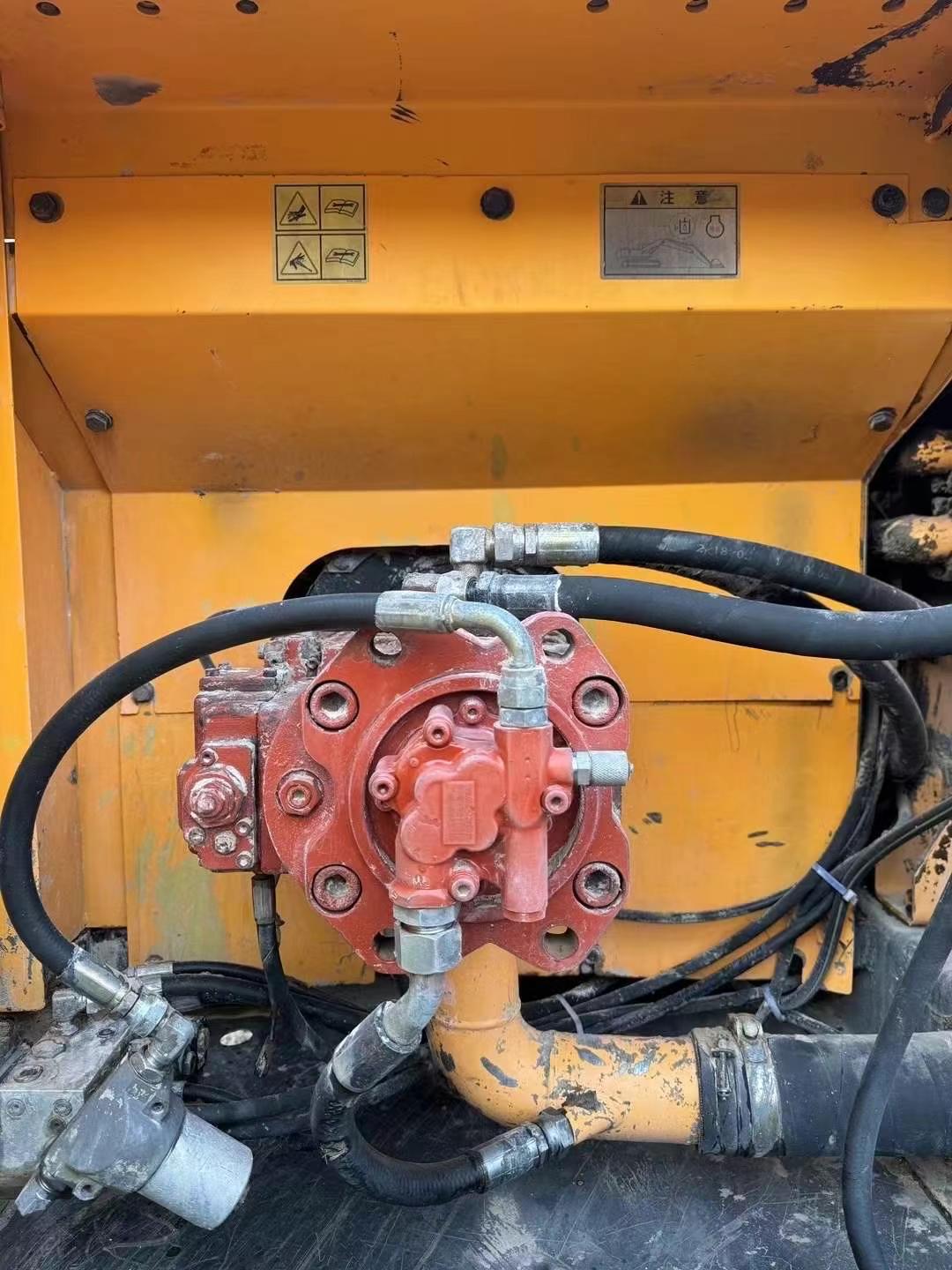 Buy Hyundai R215-7 Used Excavator / 4 Used Hyundai R215-7 Excavator 2011 Model / 4