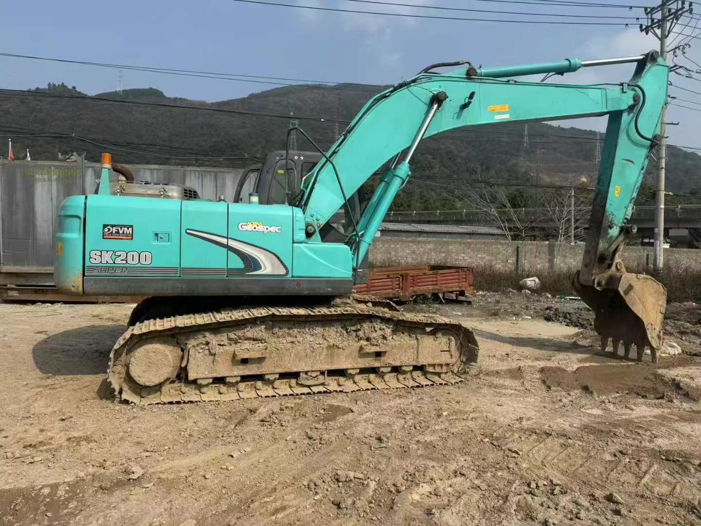 Buy Kobelco SK200 Used Excavator / 1