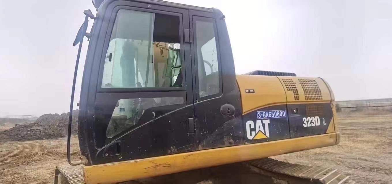 Buy Caterpillar 323 Used Excavator / 9 Used Caterpillar 323 Excavator 2011 Model / 9