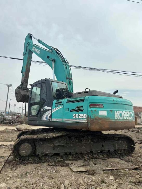 Buy Kobelco SK210 Used Excavator / 1
