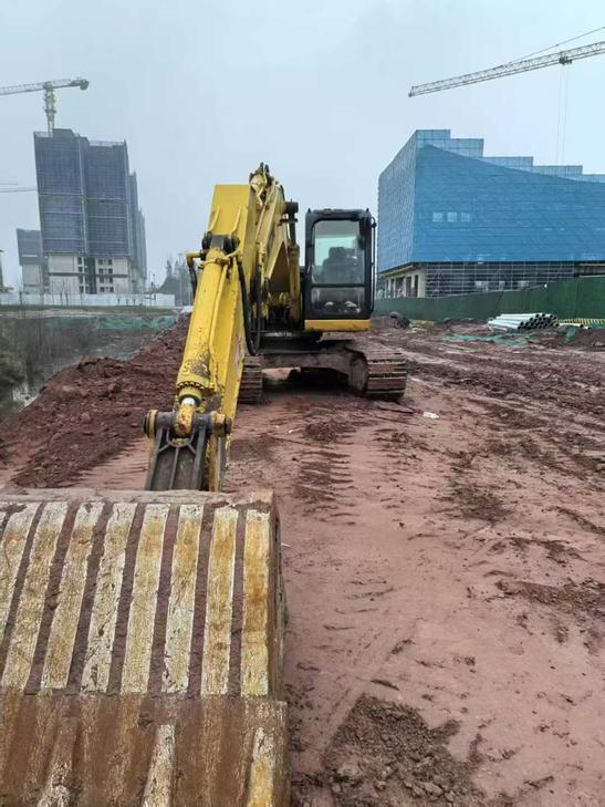 Buy Sumitomo SH210-5 Used Excavator / 1