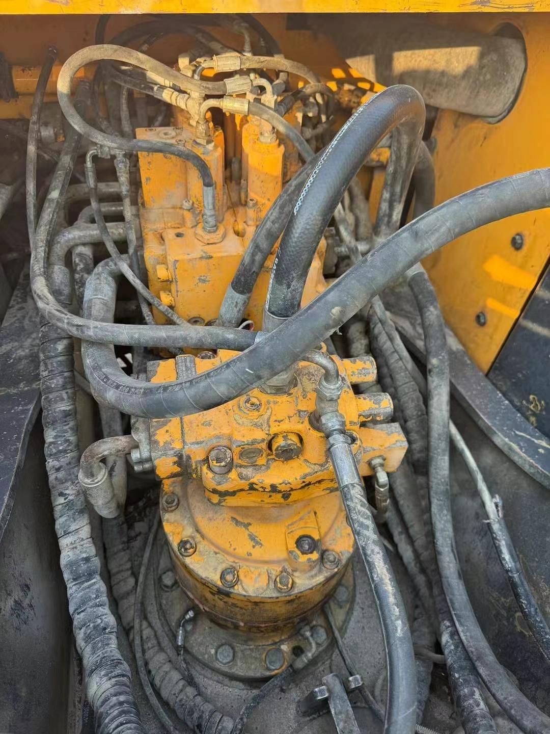 Buy Hyundai R215-7C Used Excavator / 6 Used Hyundai R215-7C Excavator 2013 Model / 6