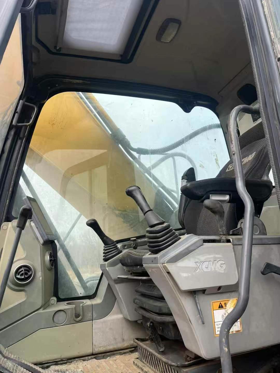 Buy XCMG XE270GK Used Excavator / 3 Used XCMG XE270GK Excavator 2016 Model / 3