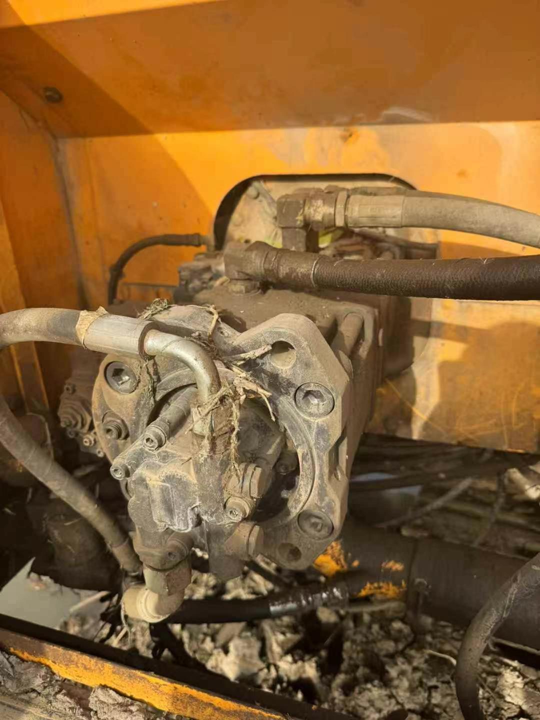 Buy Hyundai R215-7C Used Excavator / 7 Used Hyundai R215-7C Excavator 2014 Model / 7