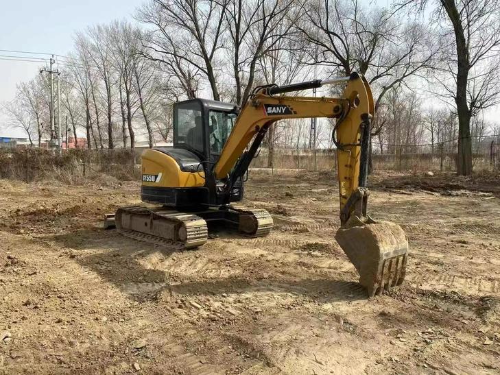 Buy Sany SY55U Used Excavator / 1