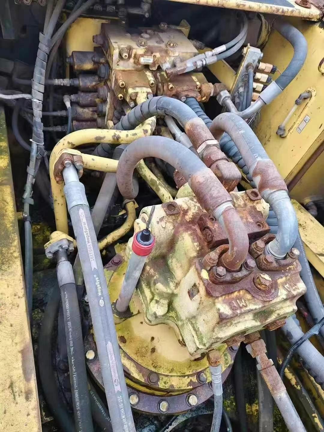 Buy Komatsu PC60 Used Excavator / 1